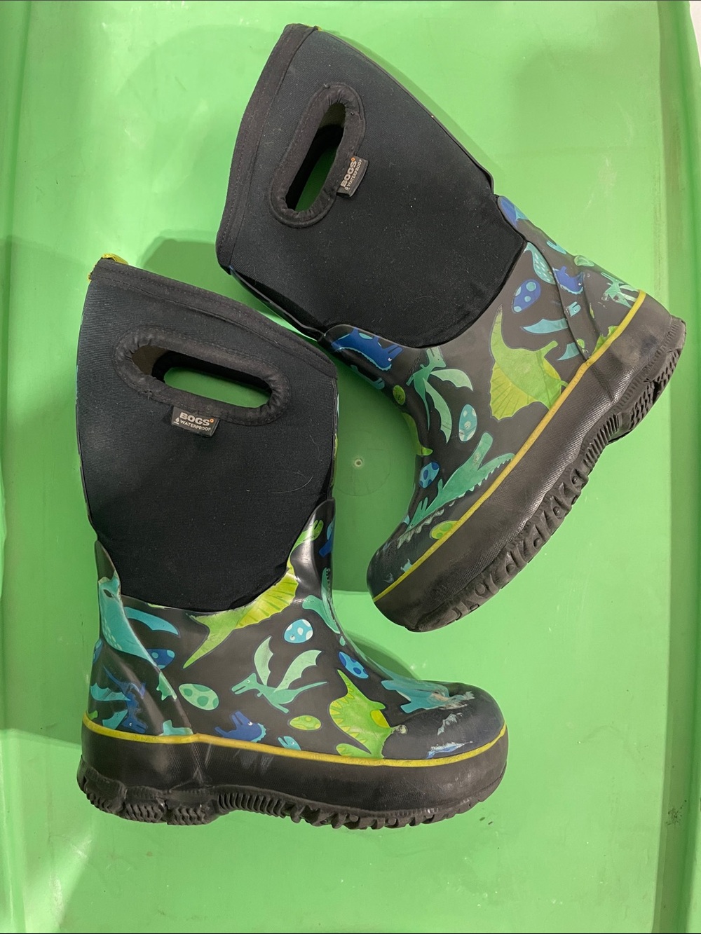 Bogs Kids Black winter Boots with Blue & Green Dino Print